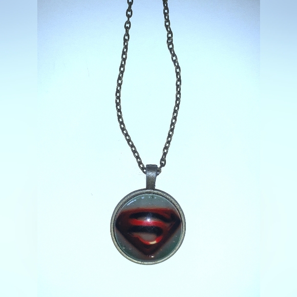 2/$20! Superman pendant necklace - Picture 8 of 15